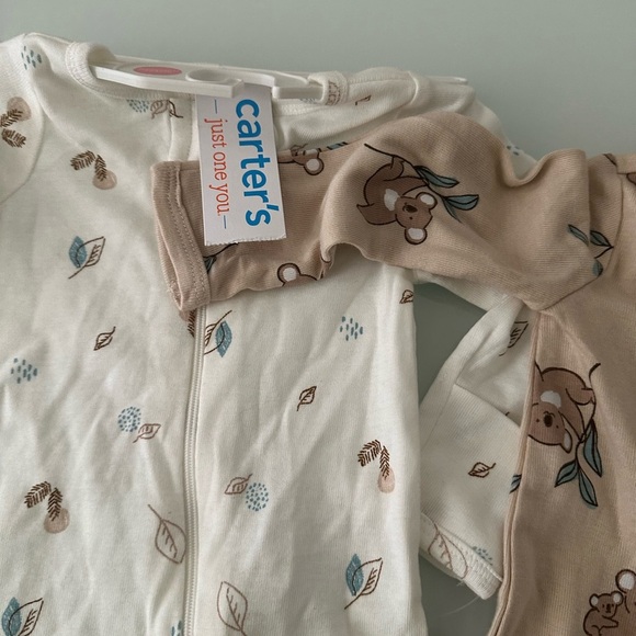 Carter's Cream and Tan Bear Print Footies - Picture 2 of 3